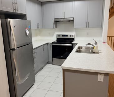 For Lease - 16 Joseph Halbert Place, Caledon, Ontario - Photo 3