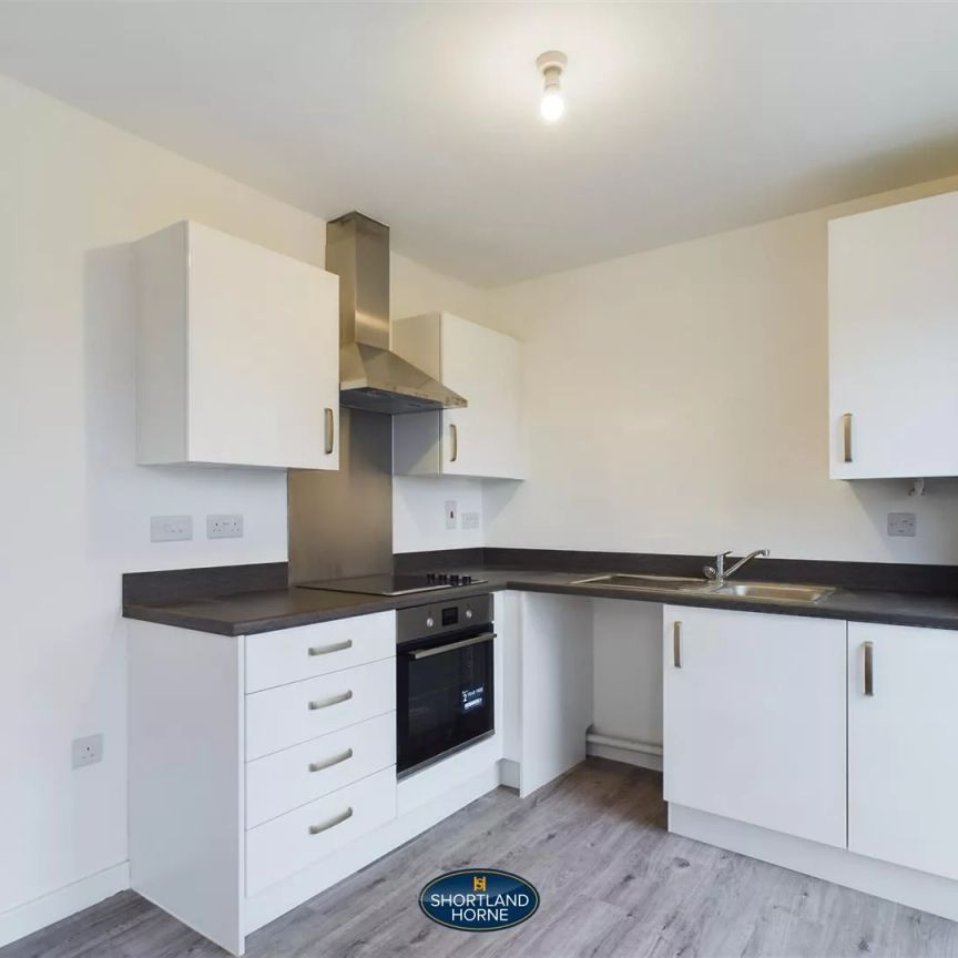 Dennis Davison Place, Bannerbrook Park, Coventry - Photo 1