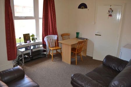 2 bedroom house to rent - Photo 3