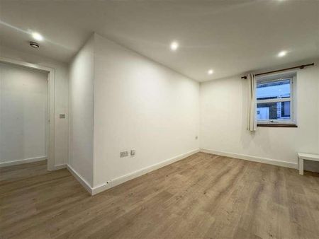 Edgcumbe Gardens, Newquay, TR7 - Photo 2