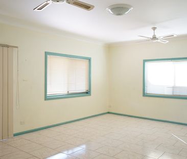 Four Bedroom Family Home - Photo 5