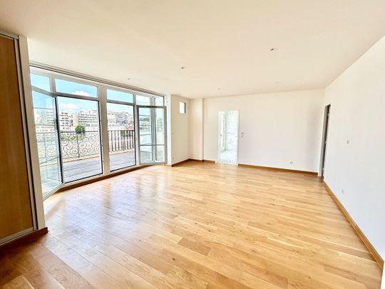 Appartement Neuilly Sur Seine 5 pièces Ile de la grande Jatte 220 m2 - Photo 1