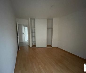 Location Appartement 3 pièces 64m² - Photo 3