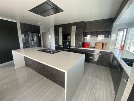 54 Redoubt Road, Goodwood Heights, Auckland - Photo 5