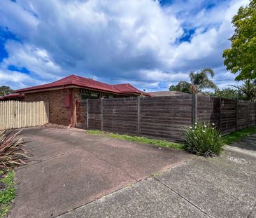 140 Centre Dandenong Road, Dingley Village VIC 3172 - House For Ren... - Photo 6