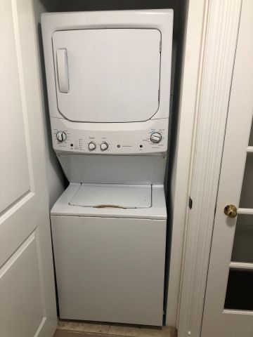 For Lease - 4146 Wheelwright Crescent, Mississauga, Ontario - Photo 2