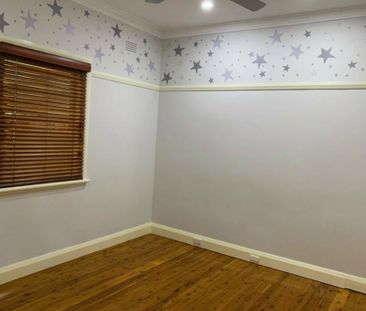 Charming 3-Bedroom Home in East Tamworth - Photo 1