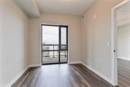 For Lease - 15 Queen Street Unit# 1509, Hamilton, Ontario - Photo 4