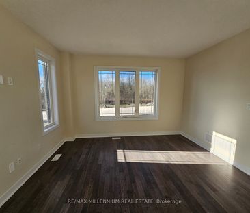 Detached Home For Lease | X8098916 - Photo 4