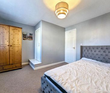 2 bedroom semi-detached house to rent - Photo 5