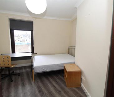 6 bedroom house to rent - Photo 5