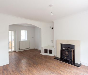 2 bedroom terraced house to rent - Photo 5