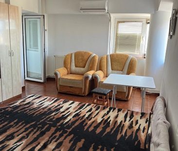 Apartament cu 1 camera - zona Centru - Piata Eminescu - Photo 1