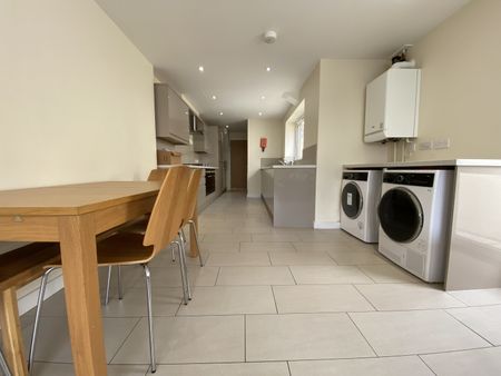 Flora Street, Cathays - Photo 5
