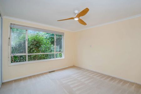 Charming Three-Bedroom Family Home in Hackett - Photo 3