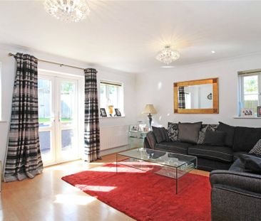 3 Bedroom House - Glendeep Close, Kings Worthy - Photo 4