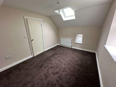 2 bedroom detached bungalow to rent - Photo 4
