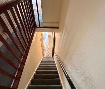4 bedroom terraced house to rent - Photo 5