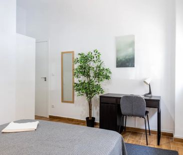 Avenida de la Plaza de Toros, Madrid, Community of Madrid 28025 - Photo 5