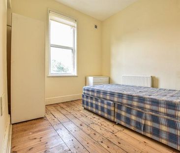 5 bedroom terraced house to rent - Photo 4