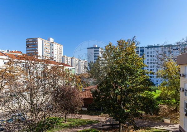 Apartamento T3 em Lisboa