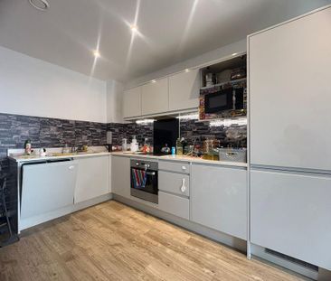 1 bedroom flat to rent - Photo 5