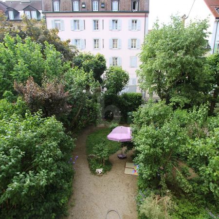 IN A QUIET DISTRICT CLOSE TO THE CENTER - Foto 4