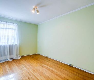 For Lease - 203 Woodycrest Avenue Unit# Main Floor, Toronto, Ontario - Photo 6