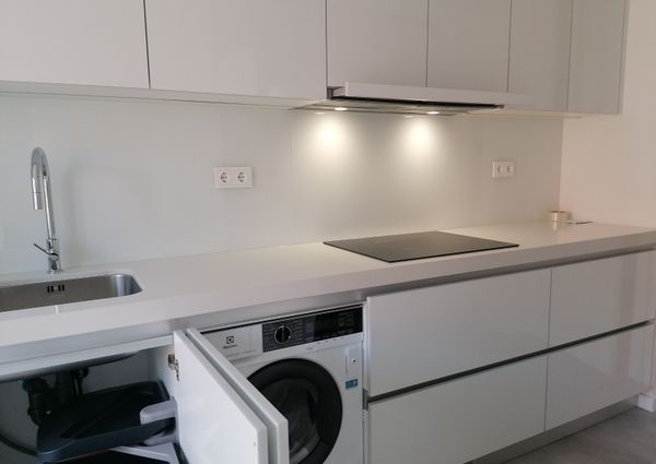 Fantástico Apartamento T2 para Arrendamento na Amadora