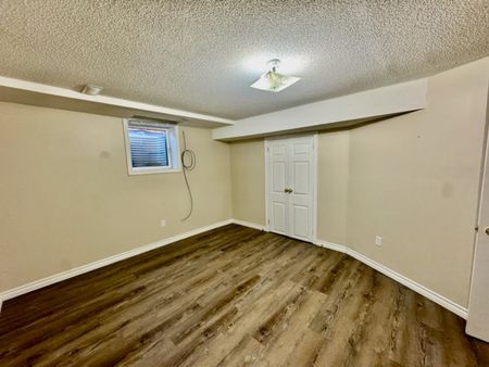 For Lease - 3 Carrie Crescent, Brampton, Ontario - Photo 2