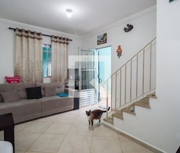 Casa para alugar com 250m², 2 quartos e 2 vagas - Foto 2