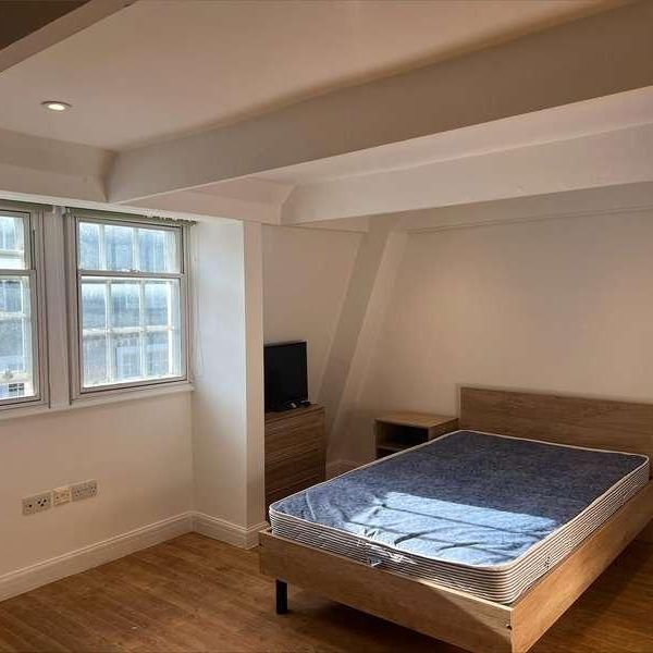 Ambry House, St. James's Parade, Bath, Somerset, BA1 - Photo 1