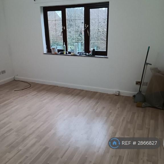 2 bedroom maisonette to rent - Photo 1