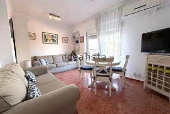 Alquiler de piso en Avenida de Cabo de Gata, 102