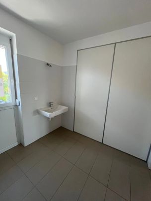 Helle 3-Zi-DG-Wohnung mit Balkon & Stellplatz in Pöchlarn, 78m², Miete €998 - Förderbar - Photo 1