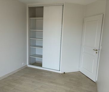 Location Appartement 3 pièces 66m² - Photo 2