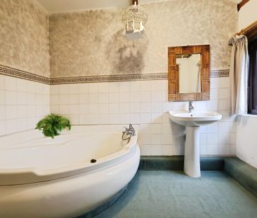 2 bedroom detached house to rent - Photo 5