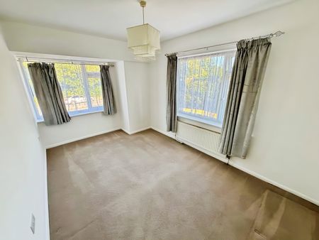 2 bedroom apartment to rent Eastbourne Road, Eastbourne, BN20 - Photo 3