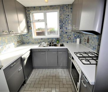 2 bedroom apartment to rent - Photo 6