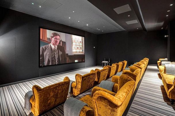 3 bedroom apartment to rent - Photo 1