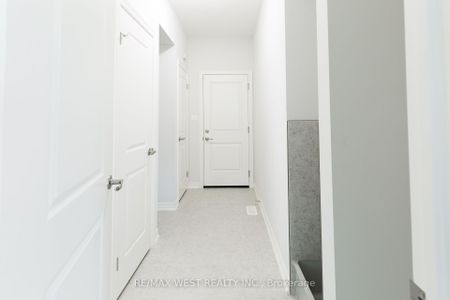 For Lease - 3602 Carolina Court, Fort Erie, Ontario - Photo 3