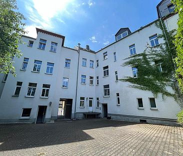 Einzigartige Dachgeschosswohnung sucht Liebhaber - Photo 2