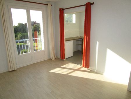 Location Appartement 1 pièce 23m² RENNES 35700 - Photo 2