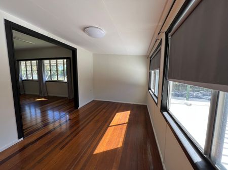 6 Pheasant Street, Slade Point - Photo 3