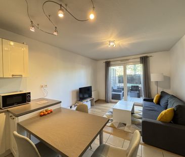 LOCATION - T2 MEUBLÉ 38,75m² (GARAGE + TERRASSE) - CORBAS Corbas (6... - Photo 6