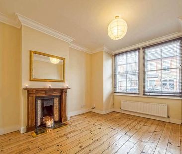 Balvernie Grove, Southfields, SW18 - Photo 1