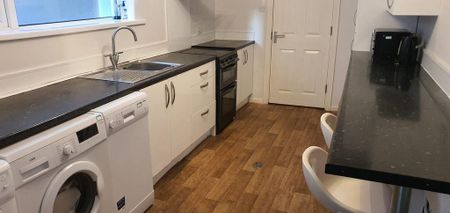 4 bedroom house to rent - Photo 5