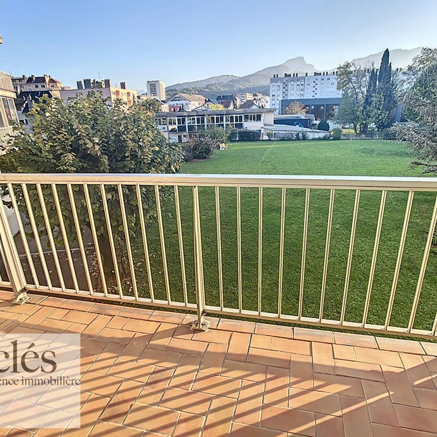 Location Appartement 4 pièces 98m² - Photo 1