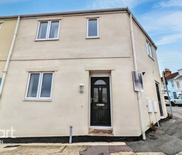 2 bedroom terraced house to rent - Photo 2