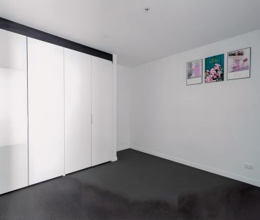 1 Bedroom*4404 - Photo 4